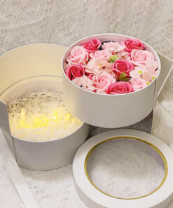 Hộp hoa tròn trái tim led